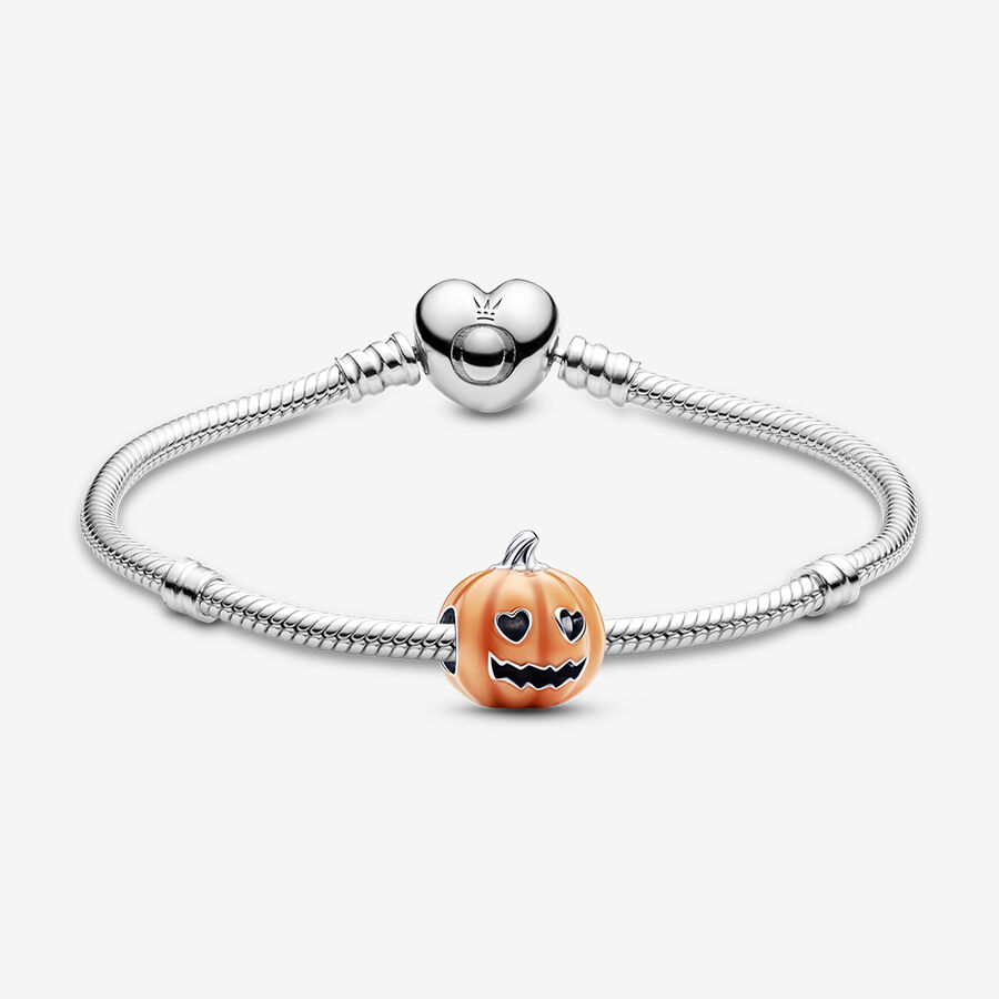Glow-in-the-dark Pumpkin Bracelet Set image number 0
